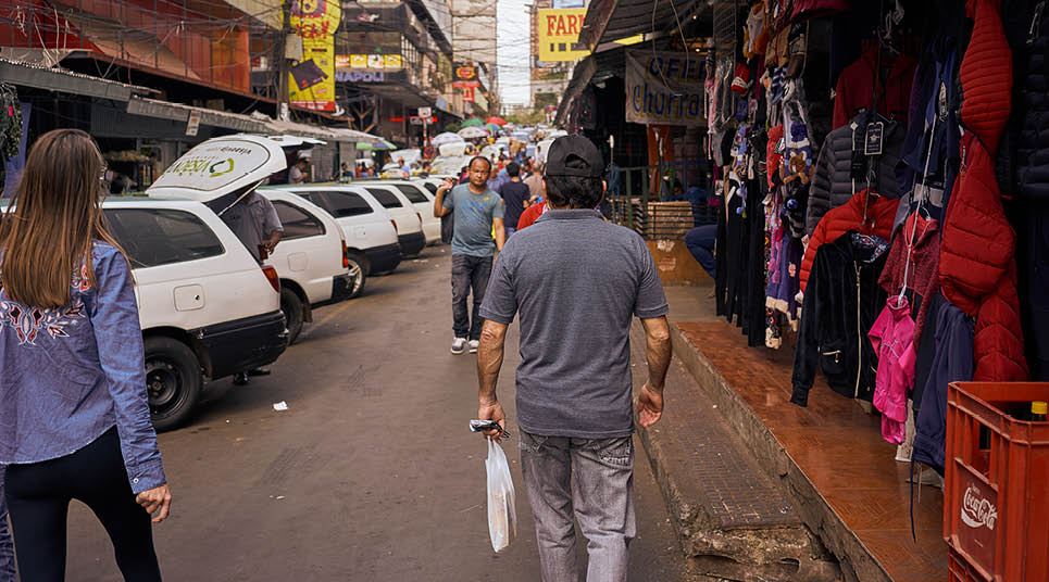 Ciudad del Leste é um polo de compras baratas Compras em Ciudad del Leste
