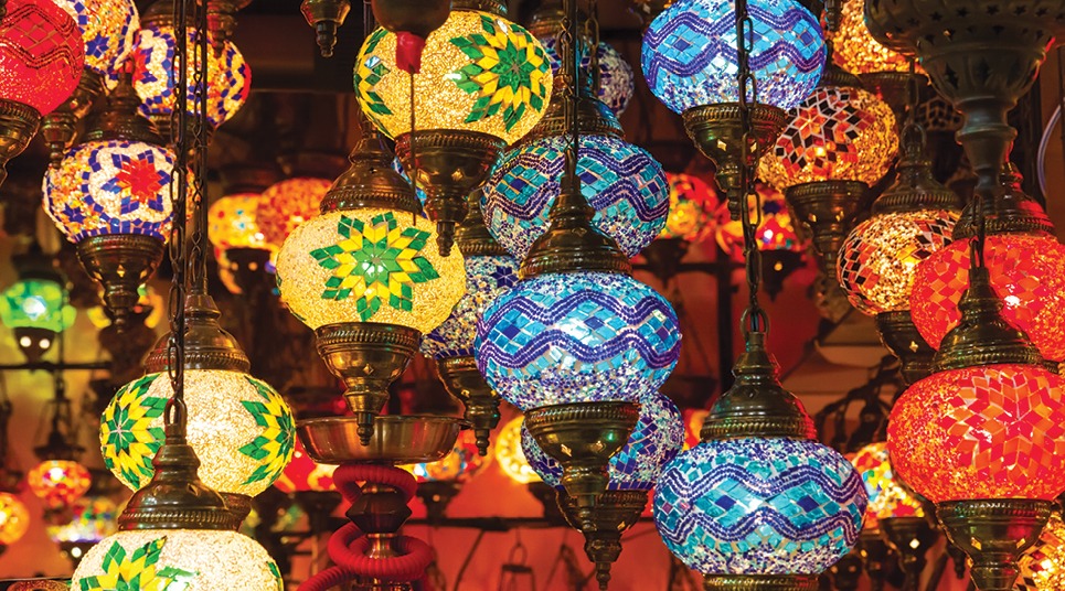 Luminárias no Grande Bazar
