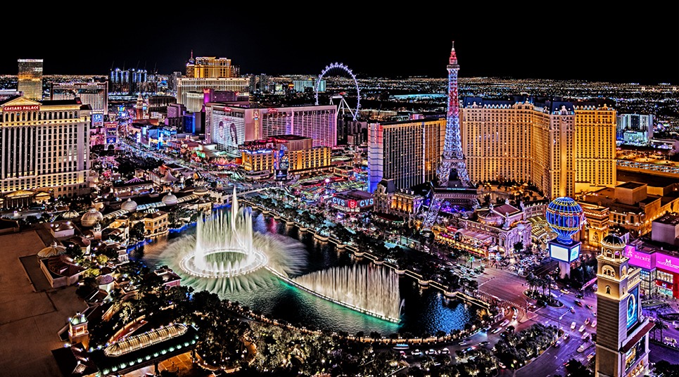 Vista panorâmica da Vegas Strip à noite
