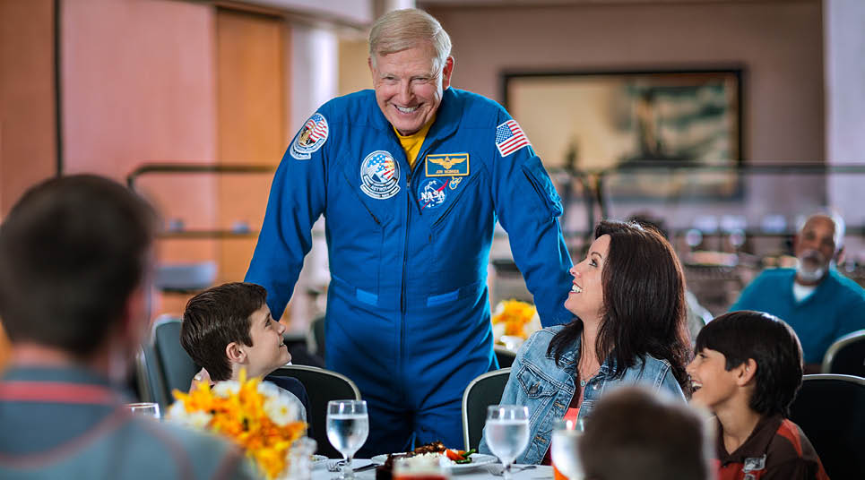 Almoço com astronauta