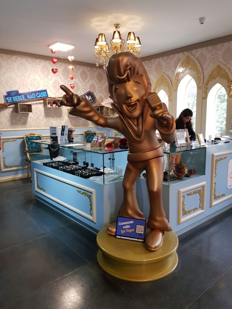 Em Gramado é possível ter um casamento como os de Las Vegas Loja da Capela Casamento dos Sonhos