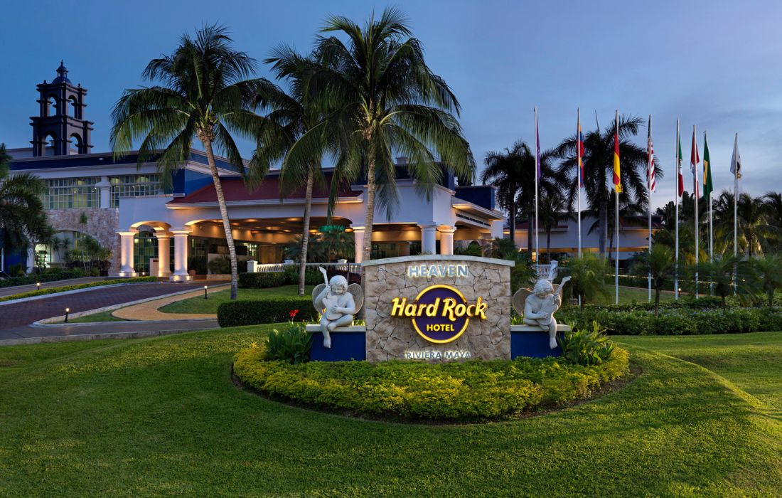 Entrada do Hard Rock Hotel Riviera Maya