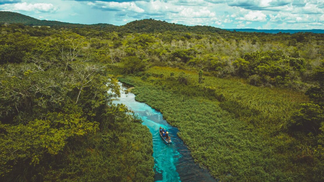 Destinos brasileiros imperdíveis para relaxar na natureza
