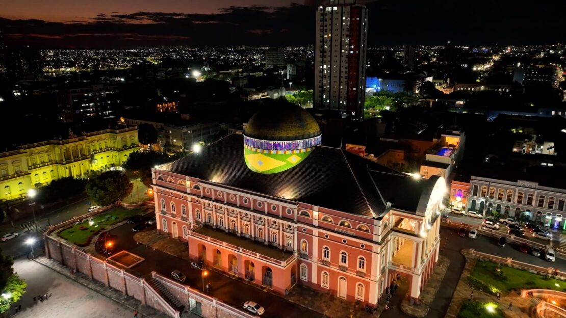 O Centro Histórico abrange toda a área entre a orla do Rio Negro e as imediações do Teatro Amazonas em Manaus (shutterstock)