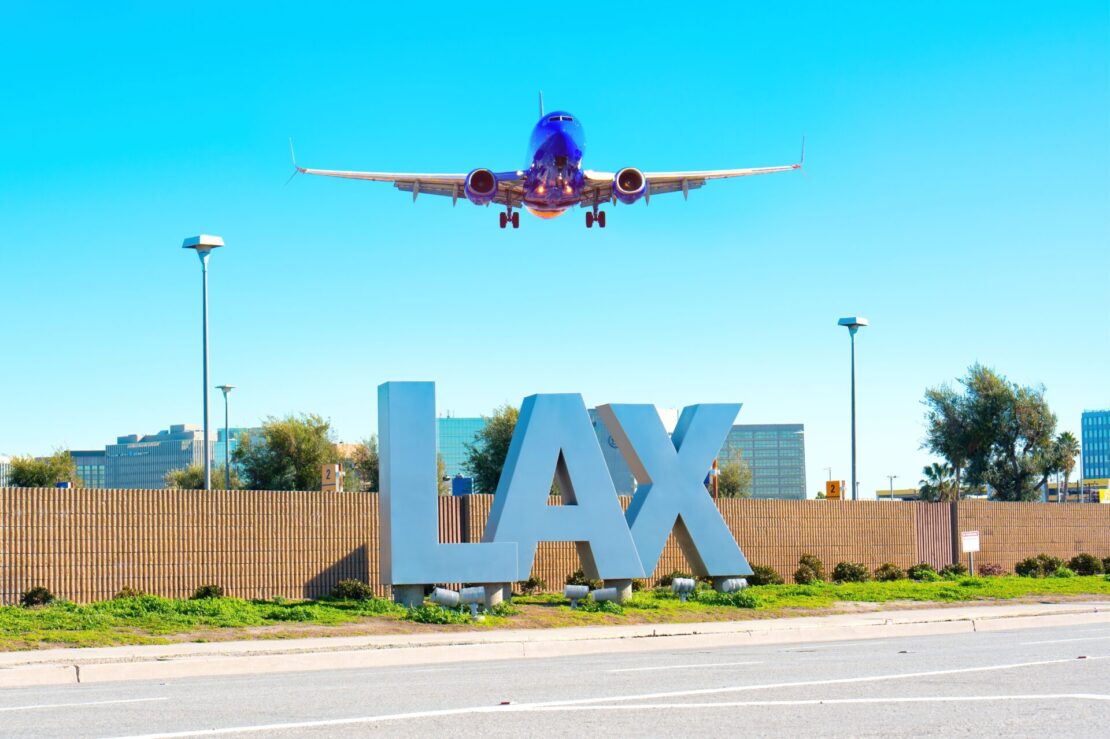 O LAX passou por várias expansões para atender à crescente demanda de passageiros (shutterstock)
