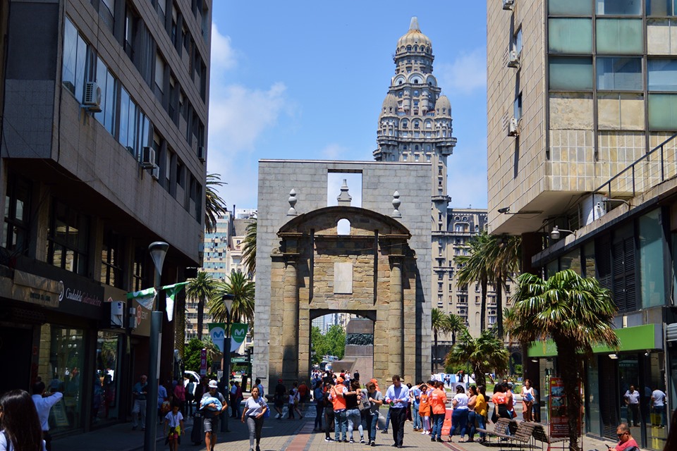 Ciudad Vieja é o bairro histórico de Montevidéu (shutterstock)