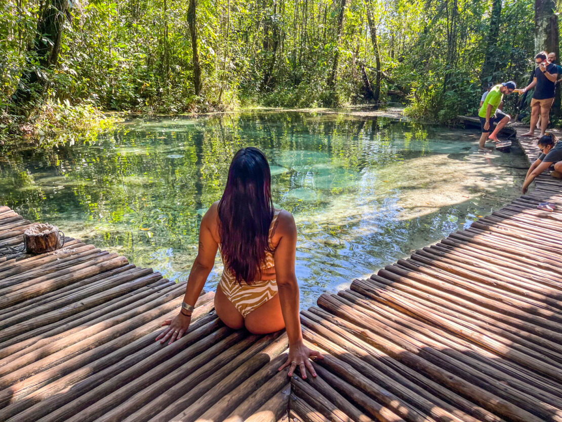 Passarelas suspensas levam à misteriosa nascente Areia que Canta