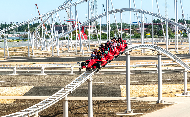 Ferrari World na Yas Island em Abu Dhabi