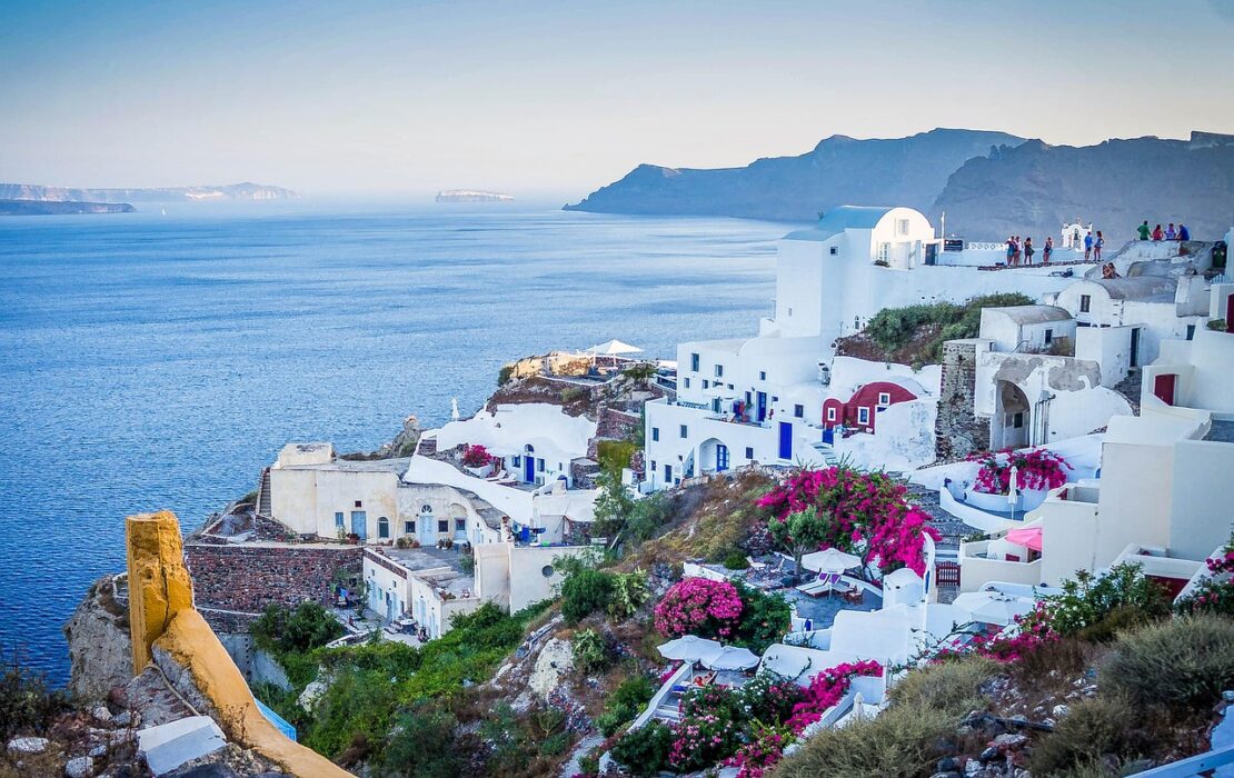 Destinos românticos imperdíveis ]: Santorini, Grécia