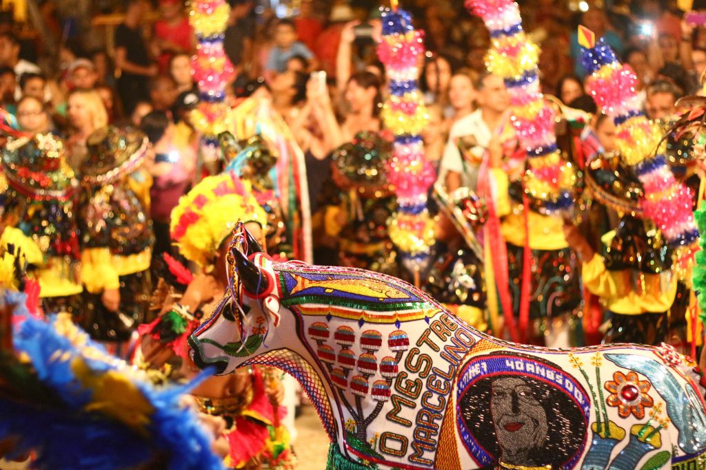 Turismo alternativo: festival folclórico Bumba meu Boi