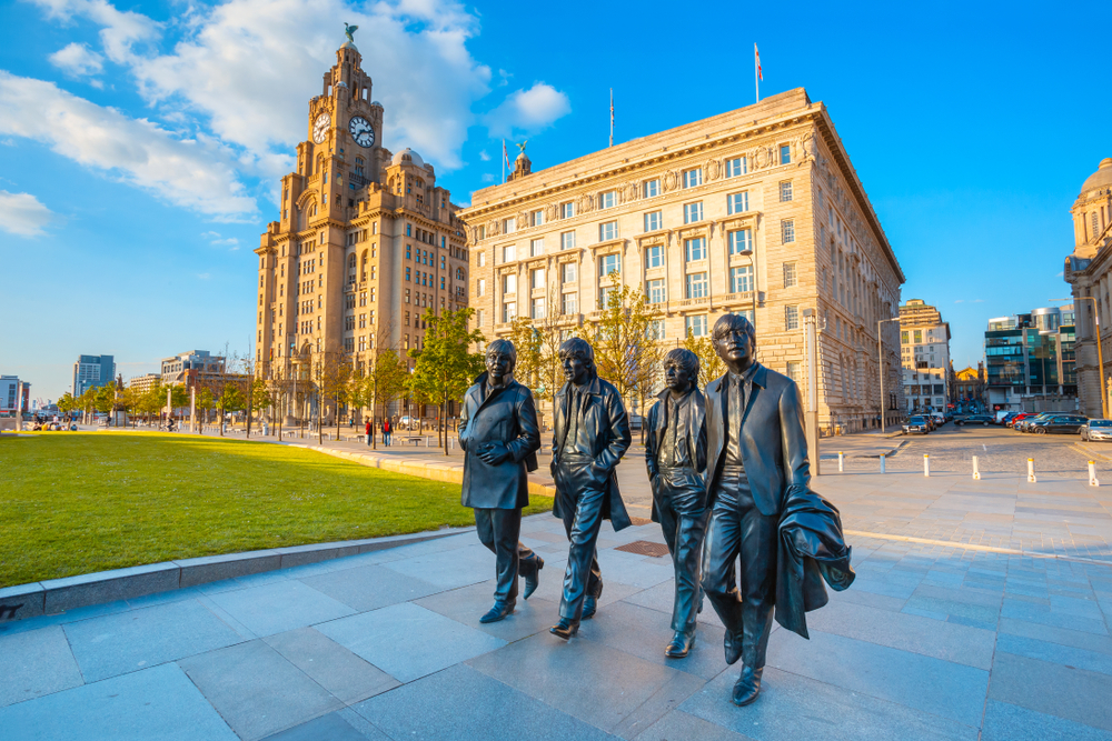 Estátua dos Beatles em Liverpool