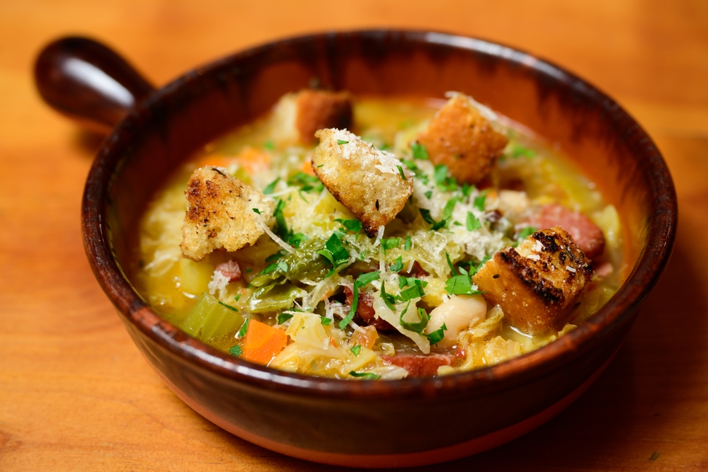 Ribollita é prato típico da Toscana