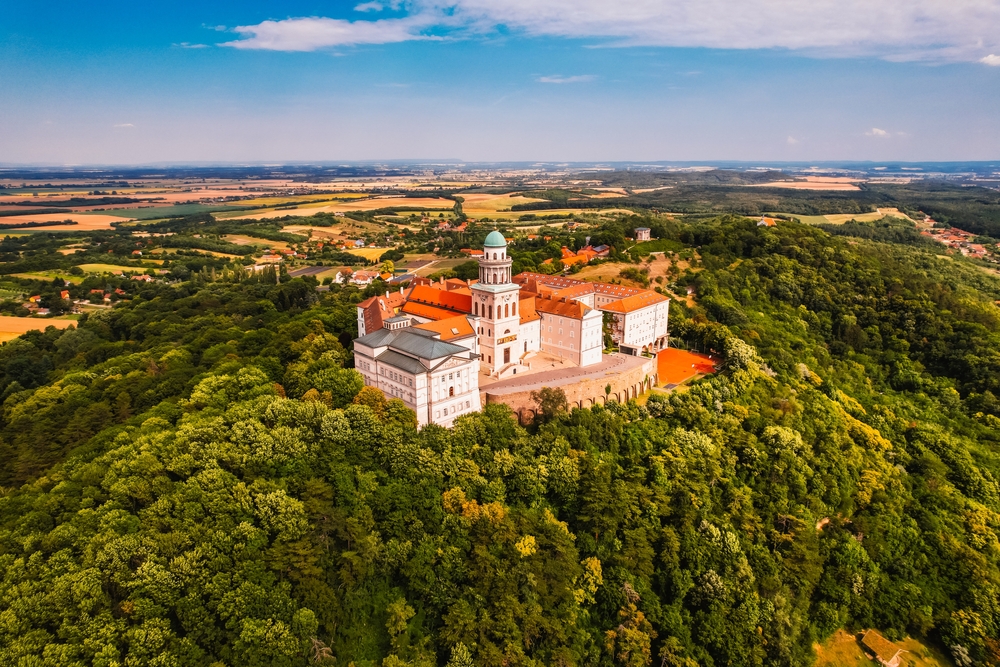 Biblioteca Pannonhalma: tesouro medieval fascina visitantes