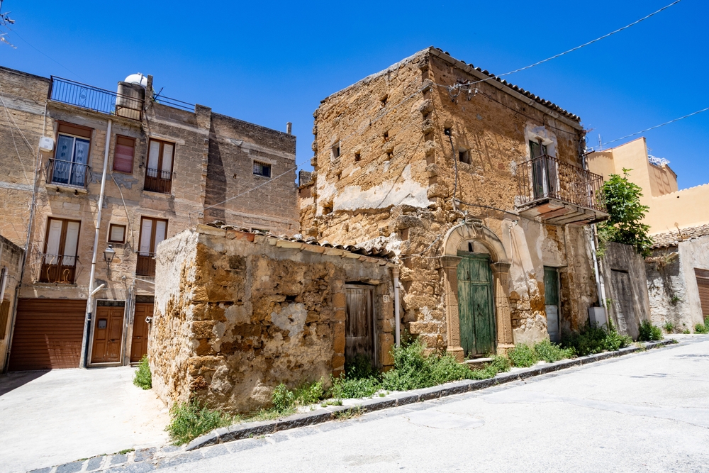 Casas por 1 euro transformam turismo na Europa