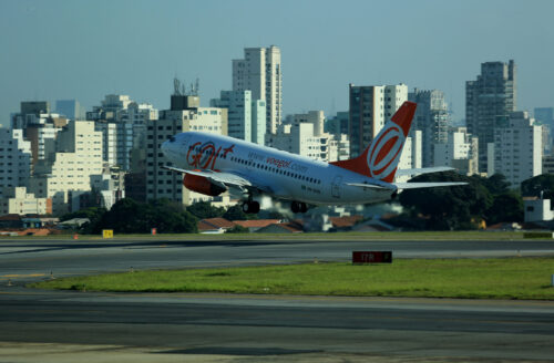 Aviação brasileira quebra recorde histórico em julho 2025