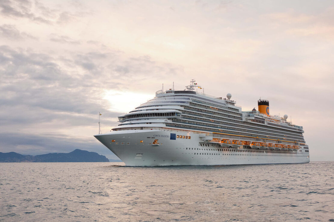 Navio costa Diadema