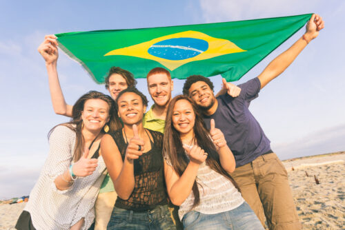 Brasileiros planejam mais viagens apesar economia desafiadora