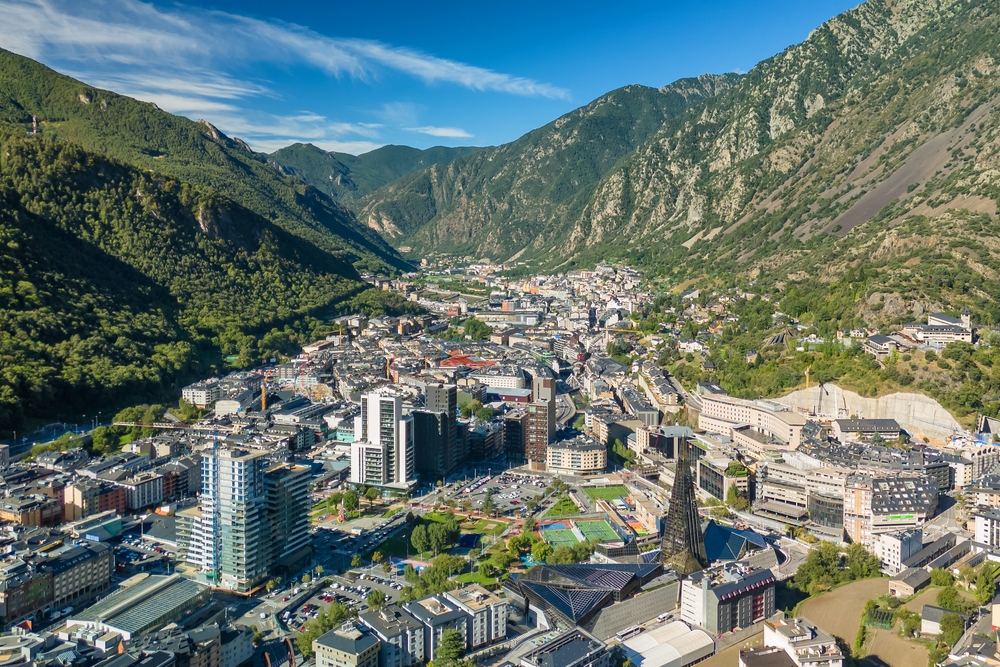 Andorra nos Pirenéus: destino completo em todas as estações