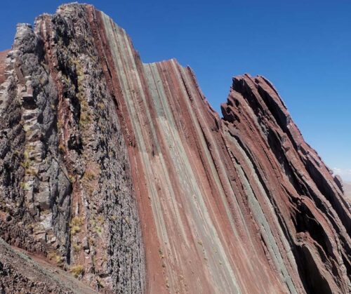 Pallay Punchu: descubra a montanha arco-íris do Peru