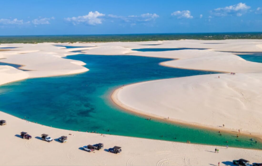 Lençóis Maranhenses entrou no radar dos viajantes brasileiros e é uma das opções para curtir as férias de fim de ano