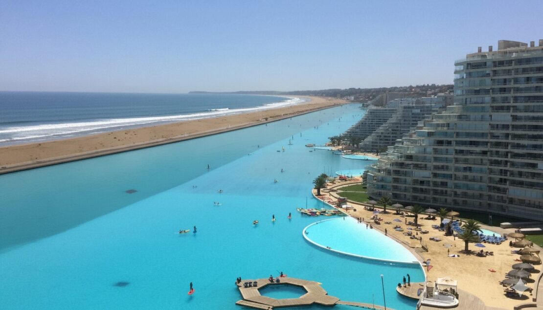 Piscinas impressionantes: conheça as duas maiores do mundo