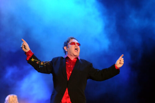 Norwegian Luna terá show tributo a Elton John