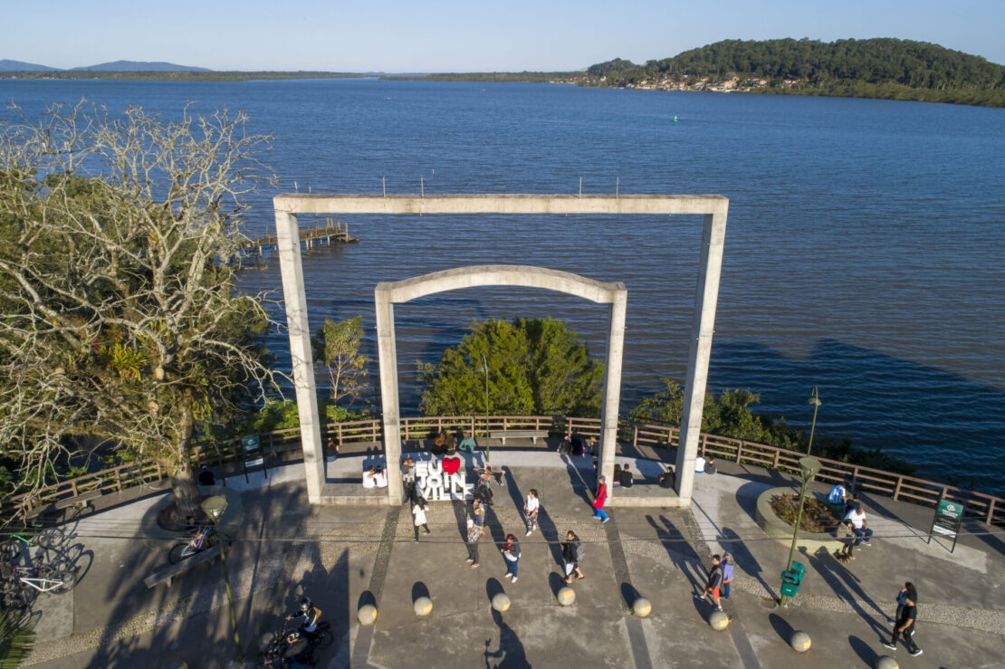 Baía Babitonga se torna novo atrativo turístico de Joinville
