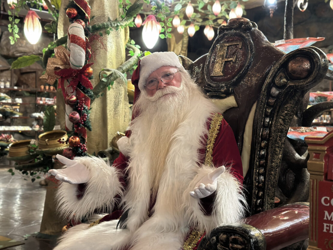 Terra Mágica Florybal estreia espetáculo inédito de Natal