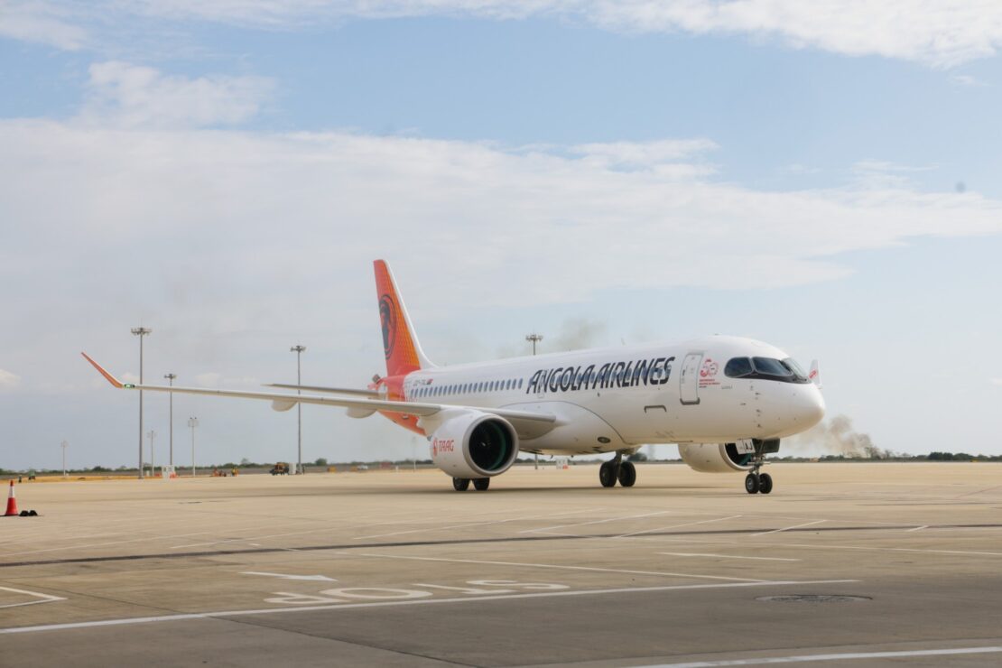 TAAG recebe quarto Airbus A220-300
