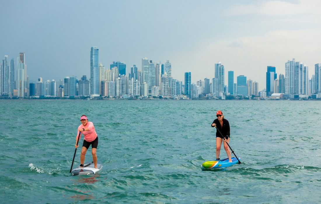Com distâncias curtas, boa conectividade e variedade de experiências, o Panamá se consolida como um destino funcional e interessante para quem escolhe viajar sozinho.