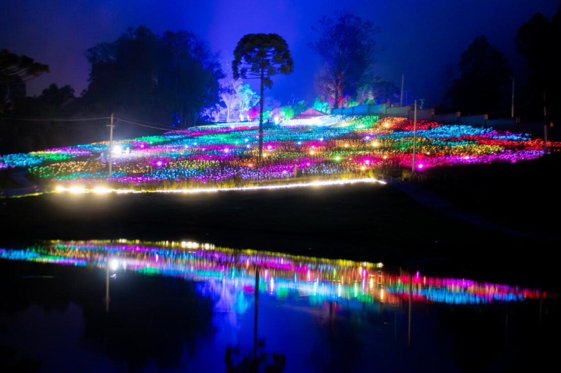 Gramado recebe luau noturno com estrelas e música ao vivo