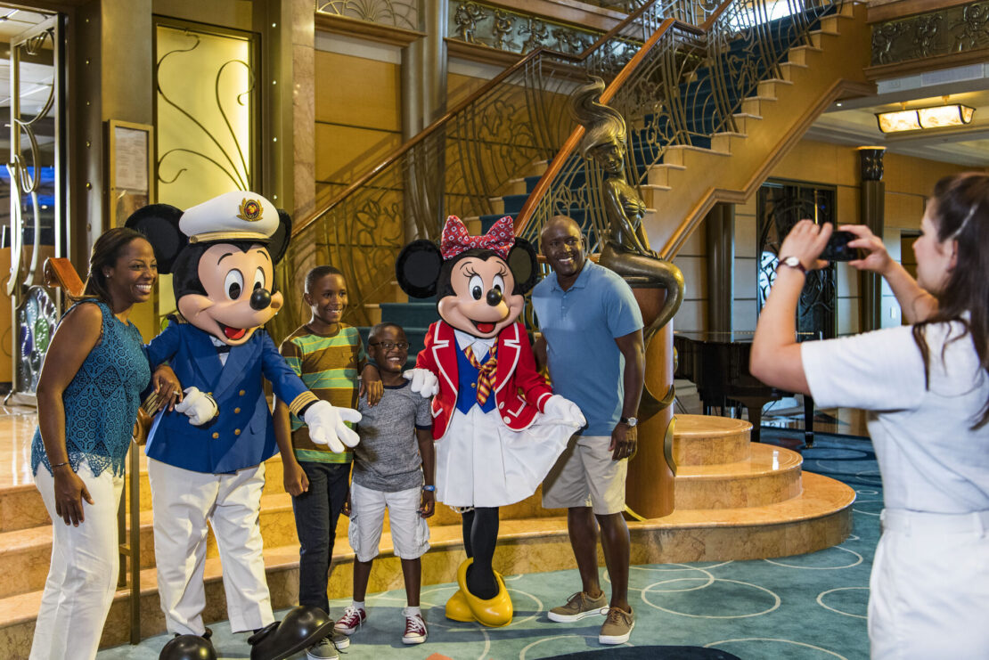 Disney Cruise Line aposta em experiências imersivas no mar