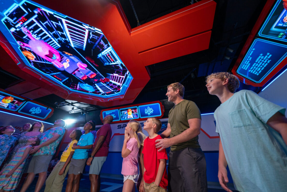 Legoland Florida inaugura Lego Galaxy e Galacticoaster