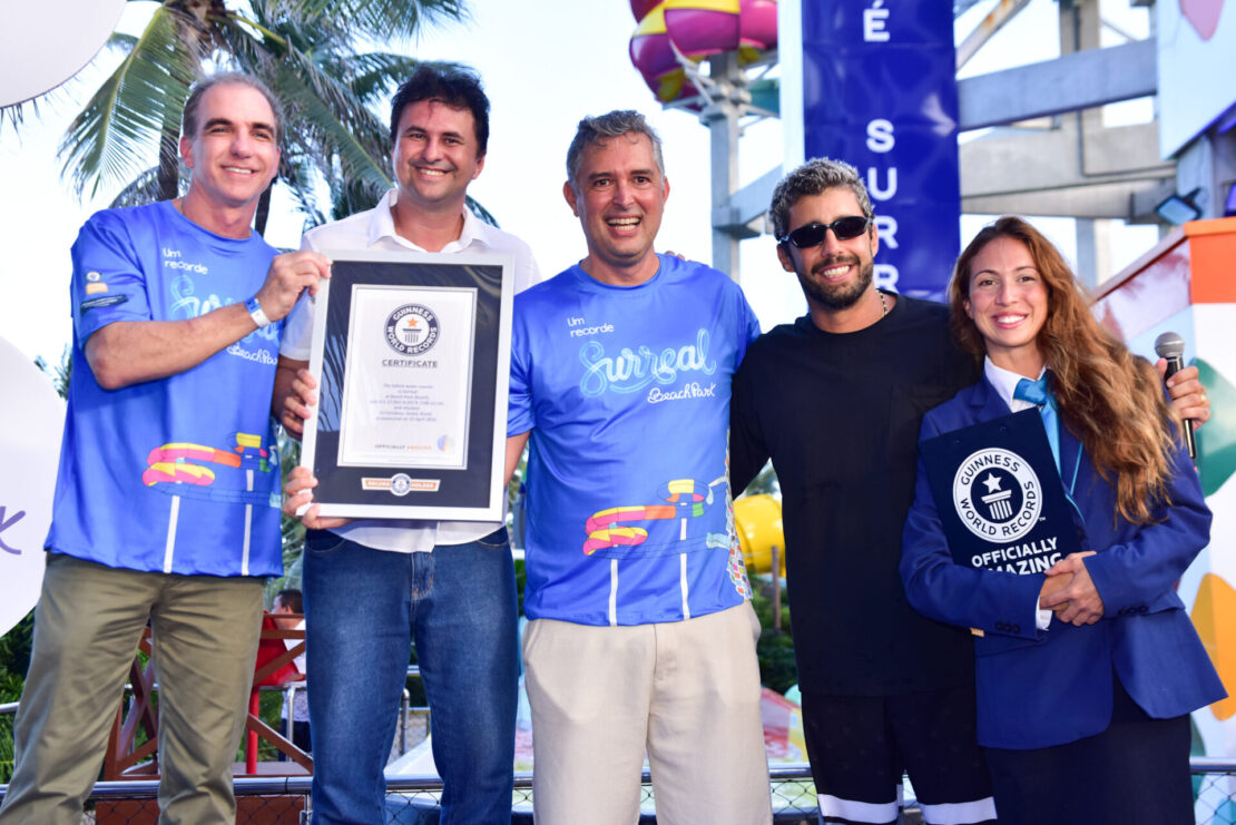 Surreal no Beach Park bate recorde mundial histórico