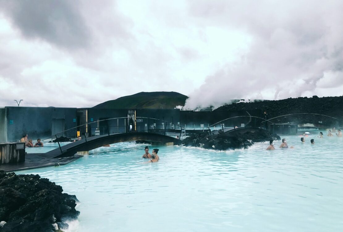 Islândia: piscinas termais atraem turistas e preocupam moradores